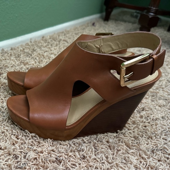Michael Kors Josephine Wedge - Size 7 - Picture 12 of 15